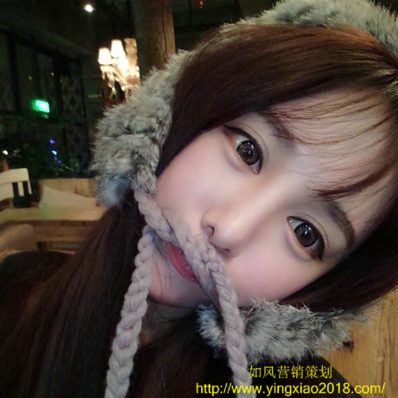 倾心美女 倾心美女